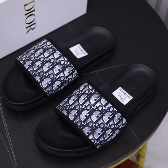 D*or slippers