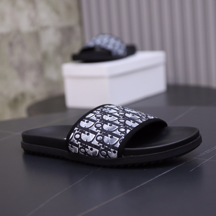 D*or slippers