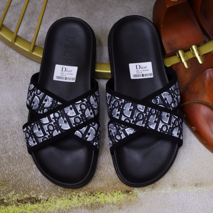 D*or slippers