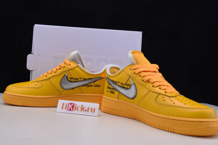 nike air force 1 low university gold metallic silver dd1876-700