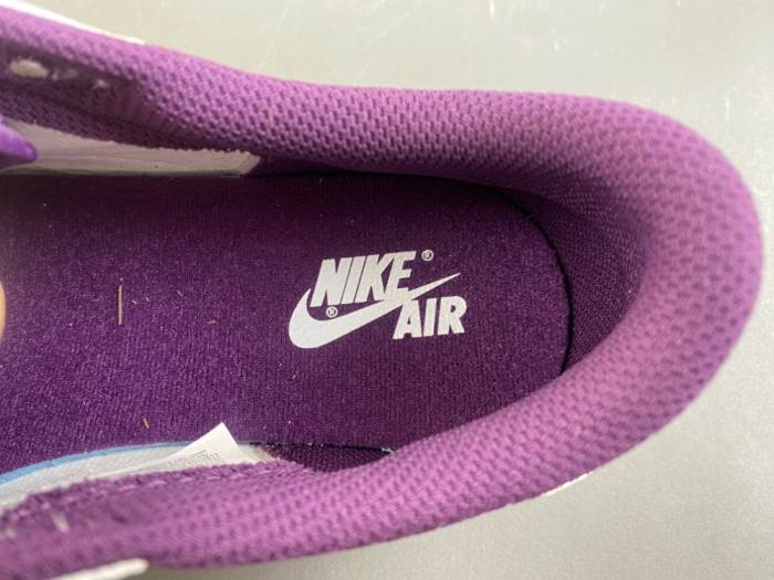Travis Scott x Air Jordan 1 Low OG DZ4137-purple