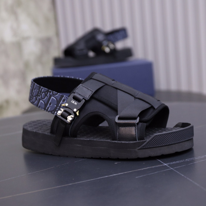 D*or slippers