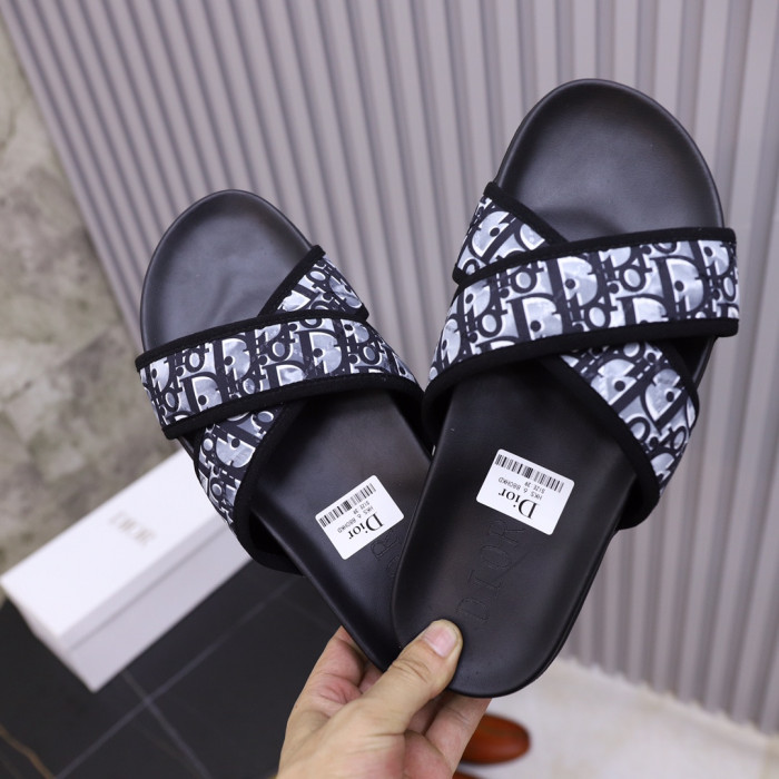 D*or slippers