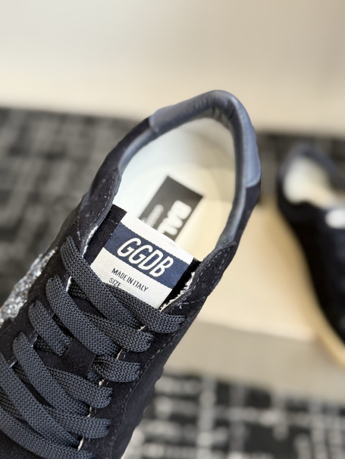 G01den G003e SNEAKERS GGS00060