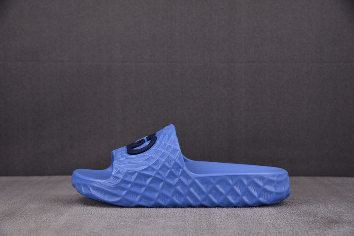 Gv*c SLIPPERS GU568-128