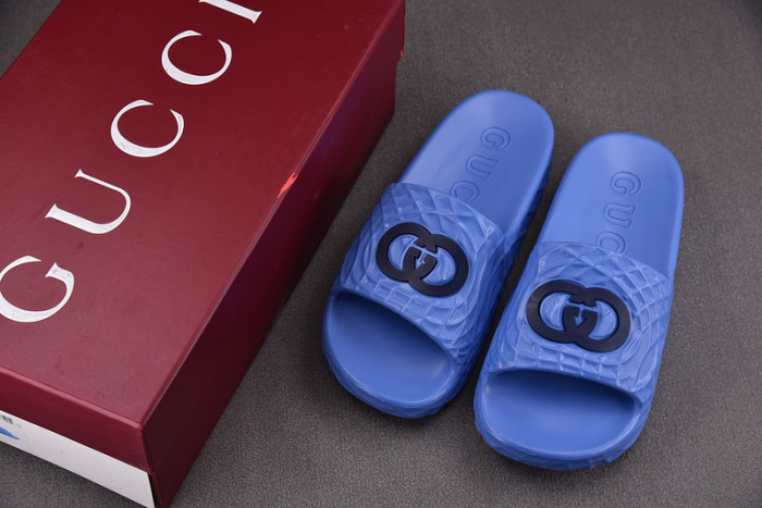 Gv*c SLIPPERS GU568-128