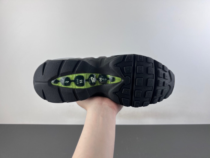 Nike Air Max 95 PreM1vm Greedy IM2211-001