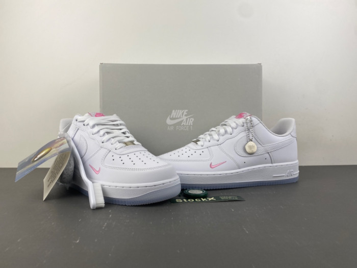Nike Air Force 1 Low “White Lotus” (W) IV4453-100