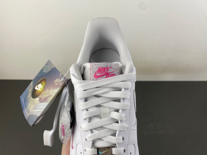 Nike Air Force 1 Low “White Lotus” (W) IV4453-100