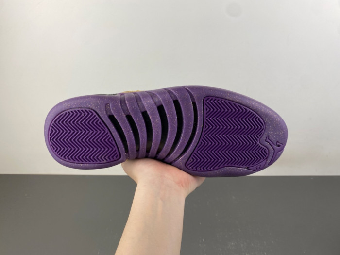 Air Jordan 12 Retro Sumo LW1218-098