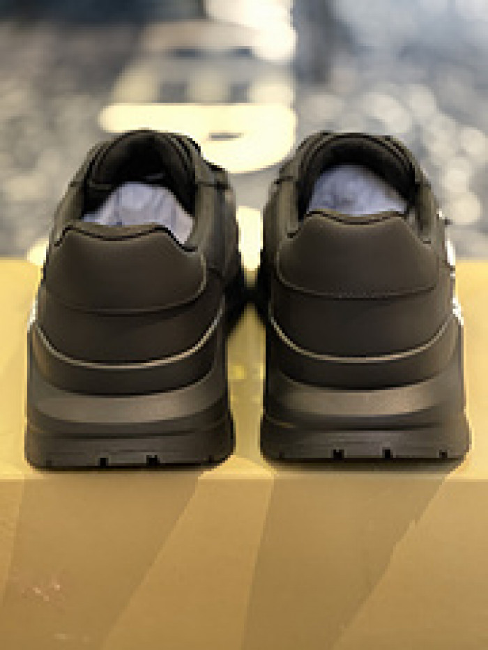 bby sneaker by0068