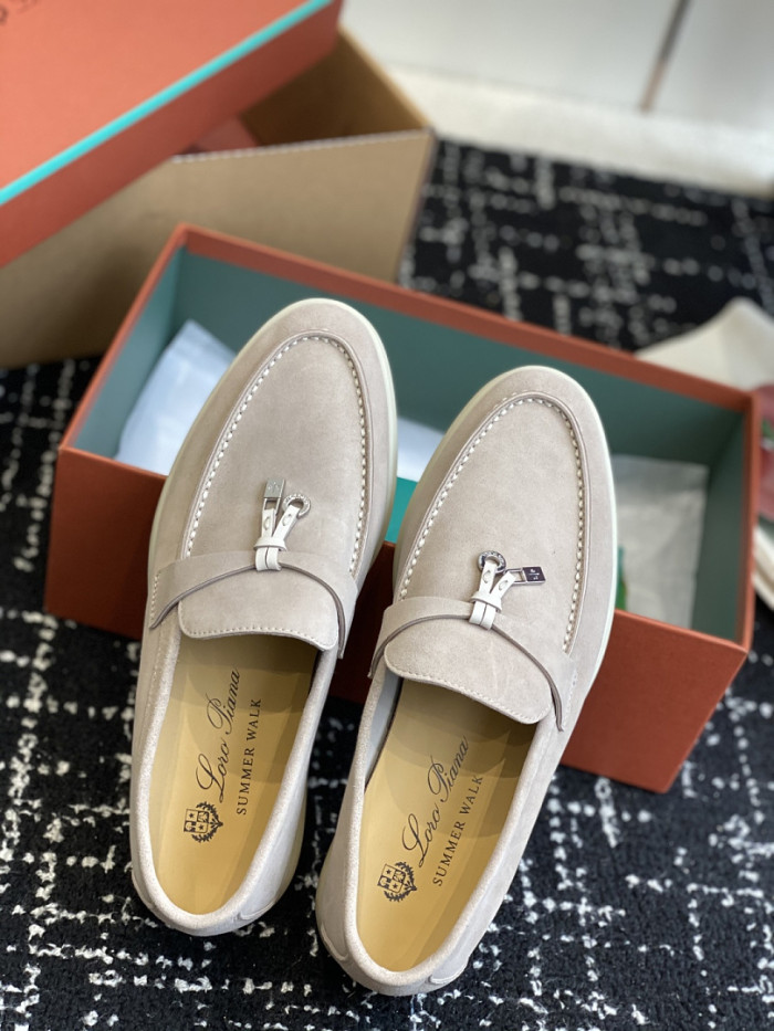 L0r0 P1ana Loafer