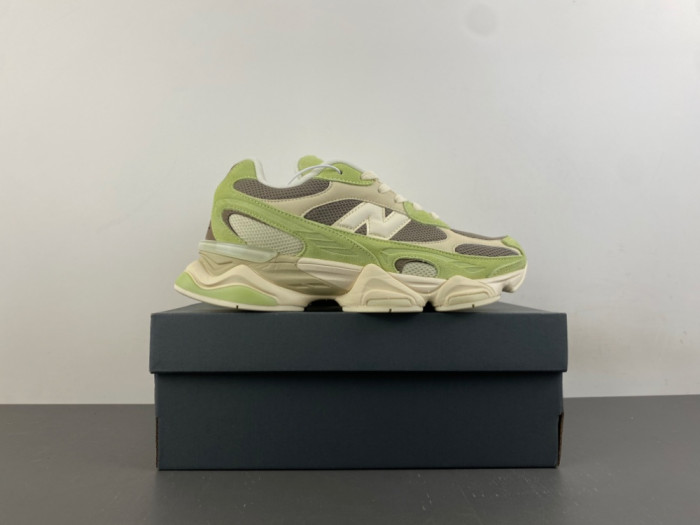 New Ba1an*e Wmns 9060R 