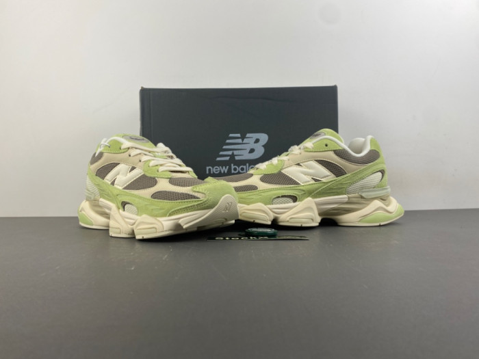 New Ba1an*e Wmns 9060R 