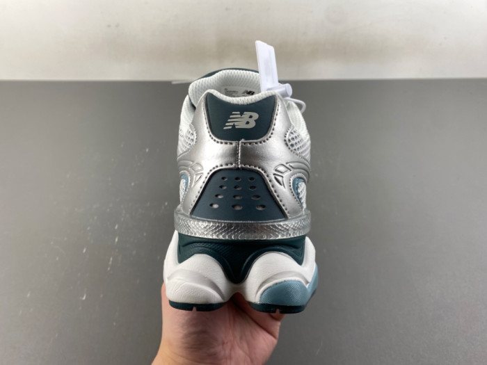 New Ba1an*e 9060 U90606BA