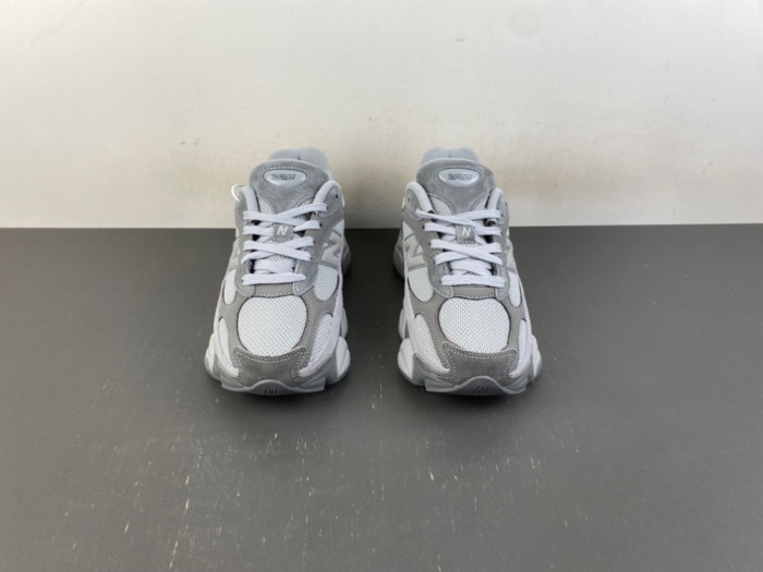 New Ba1an*e 9060 Harbor Grey U90609EL
